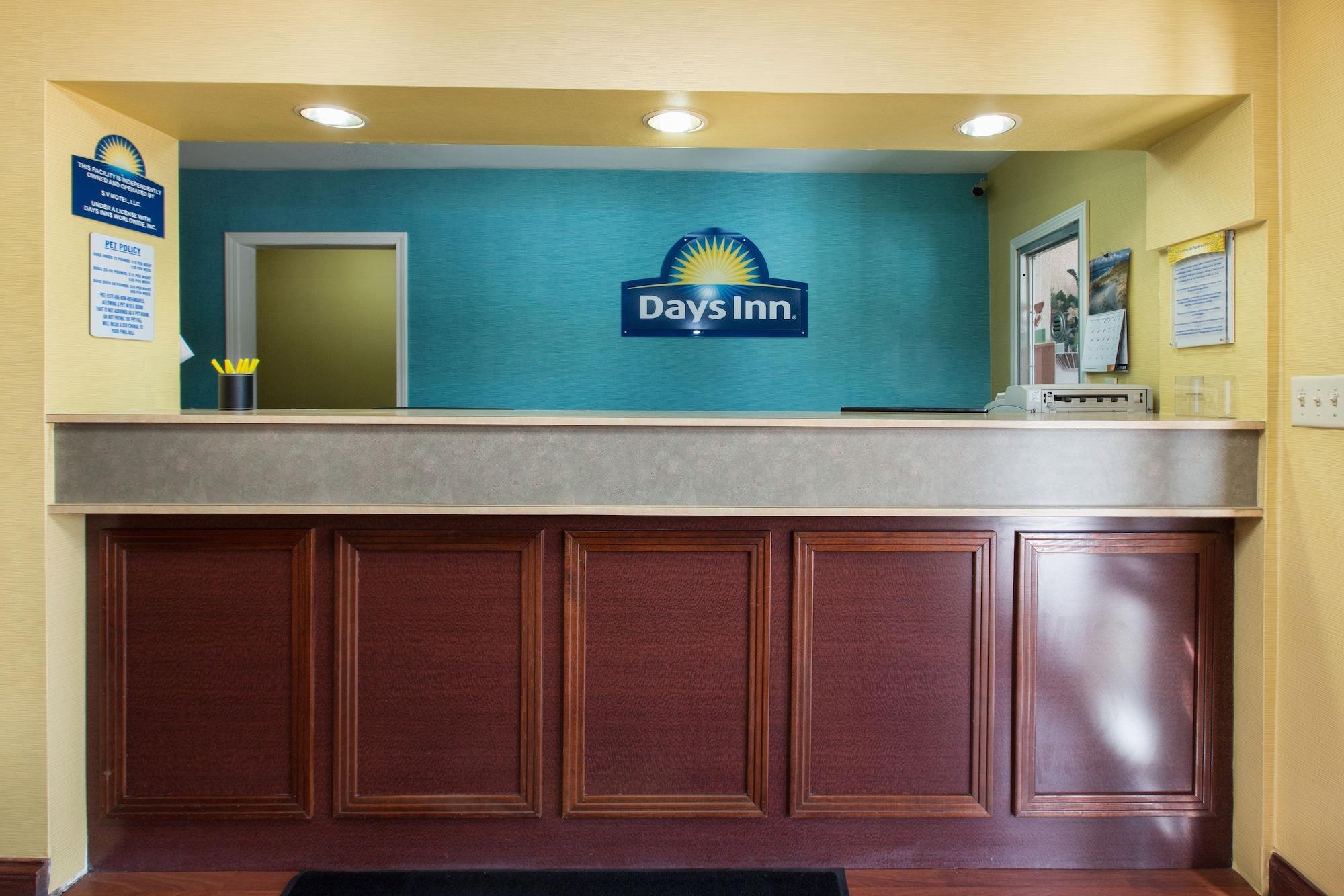 Days Inn By Wyndham Куквілл Екстер'єр фото