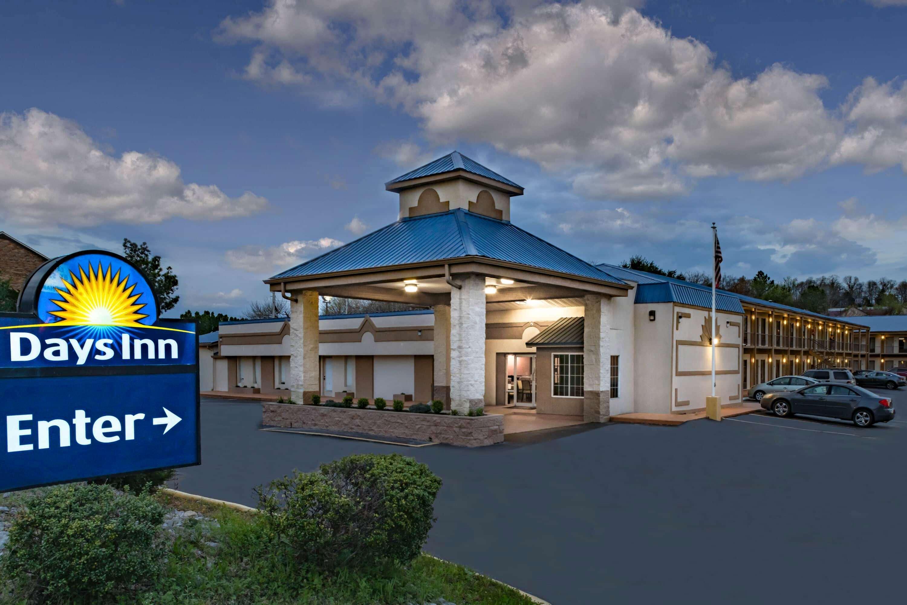 Days Inn By Wyndham Куквілл Екстер'єр фото