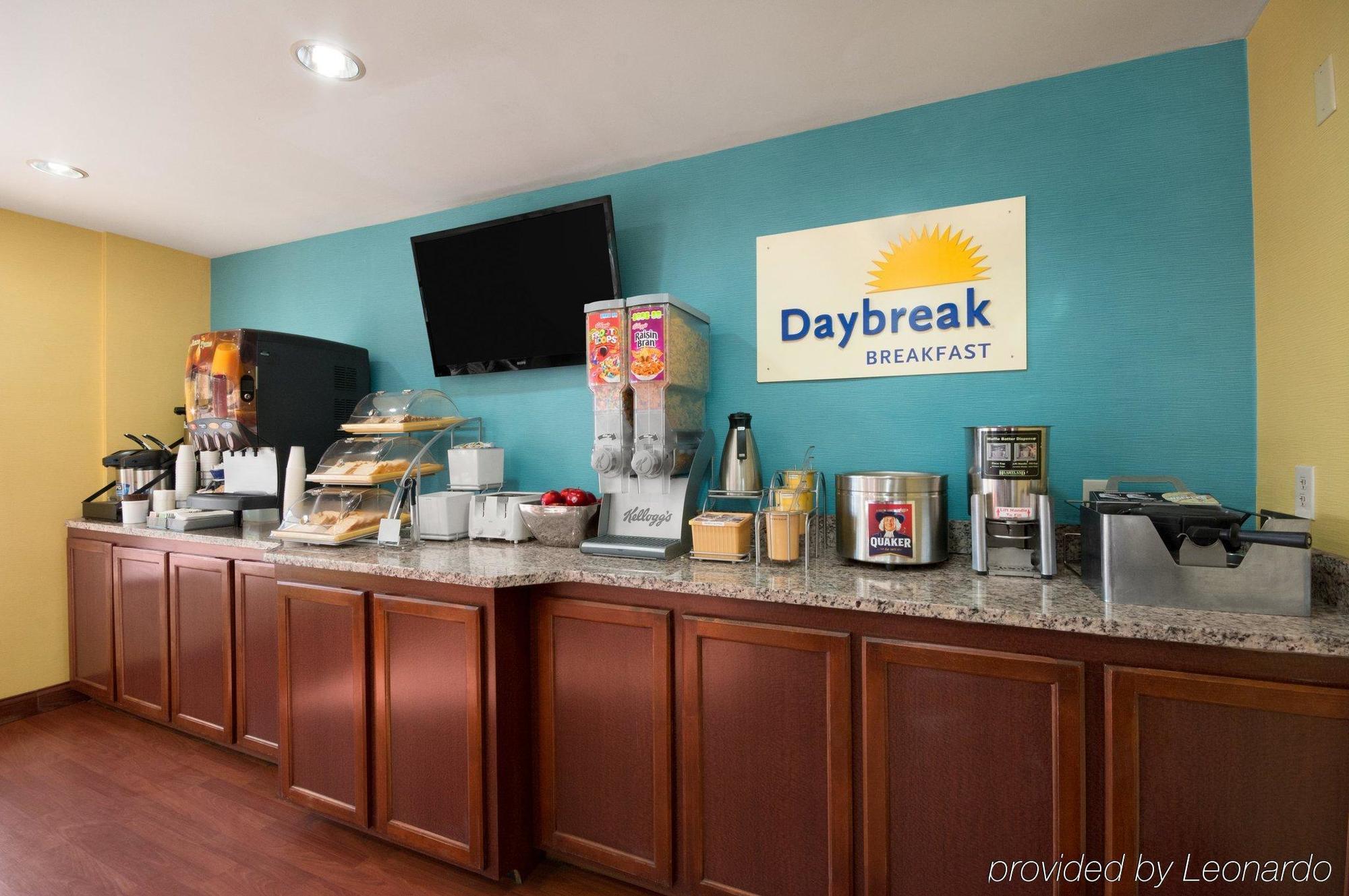 Days Inn By Wyndham Куквілл Екстер'єр фото